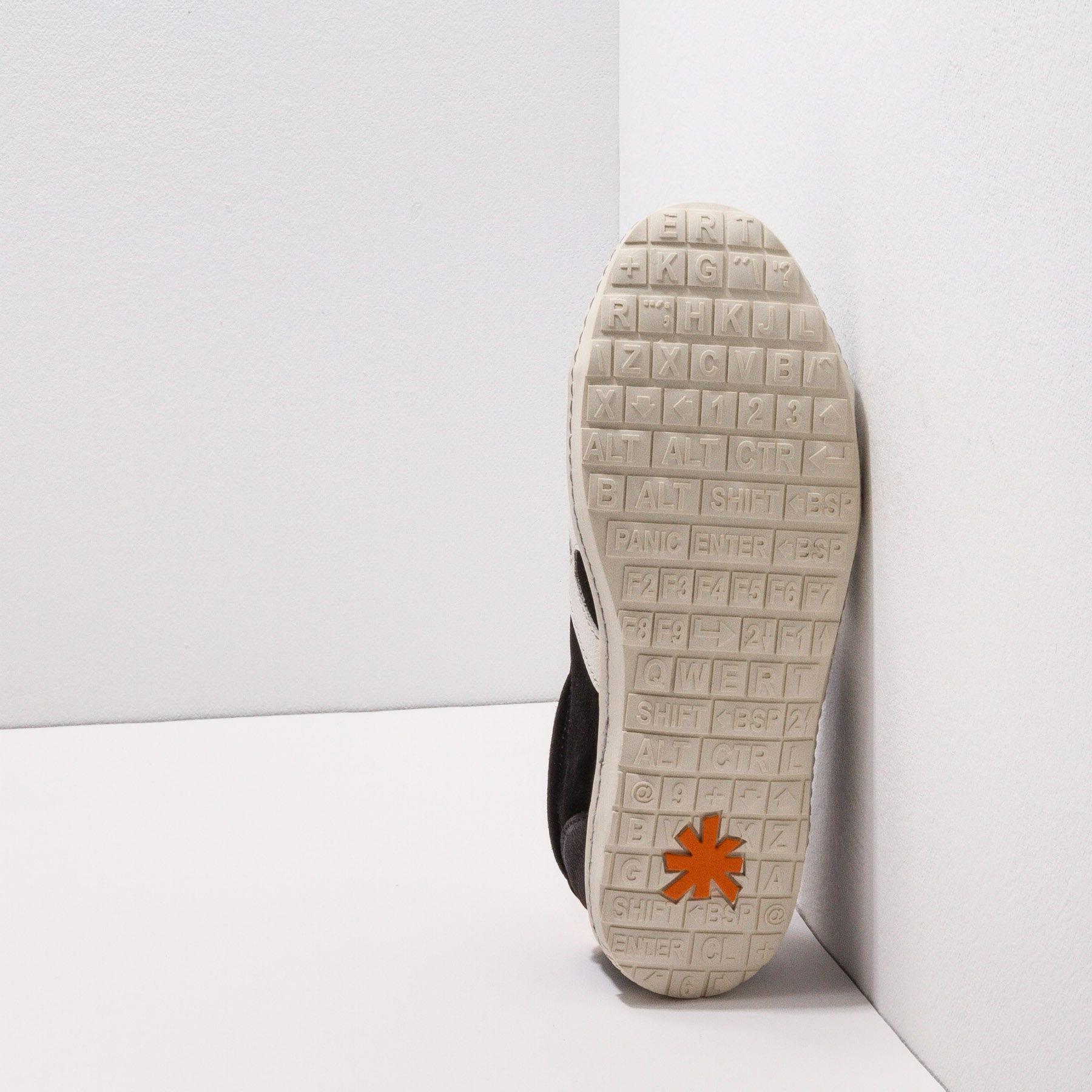 Zapatos 0179 MULTI LEATHER BLACK-WHITE/ QWERTY color Black-white