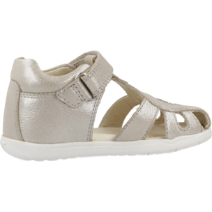 Sandalias Niña de la marca GEOX  modelo B SANDAL MACCHIA ORO