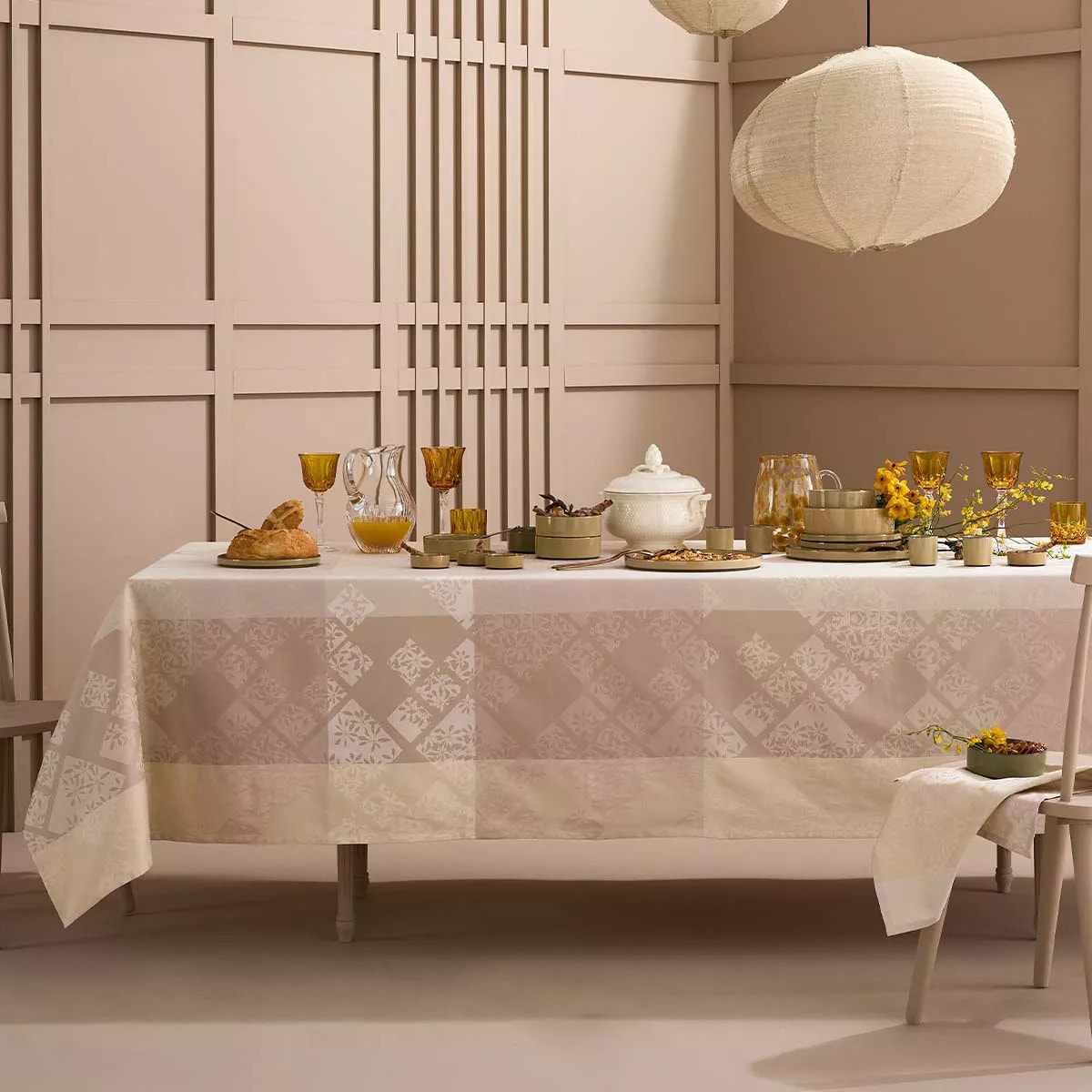 Nappe pur coton enduit motif jacquard beige Mille pistils naturel