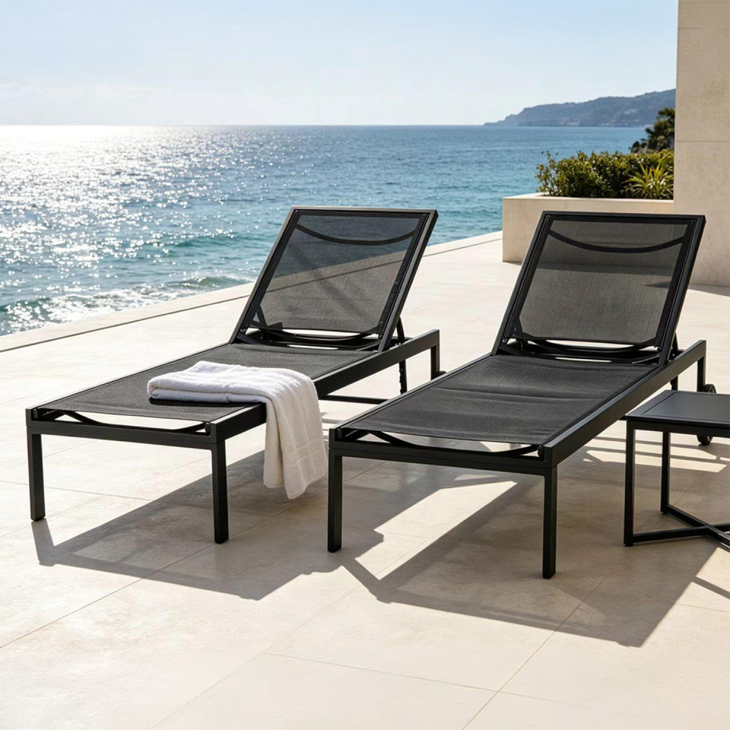 Lot de 2 bains de soleil inclinables noir avec roues en aluminium CARA