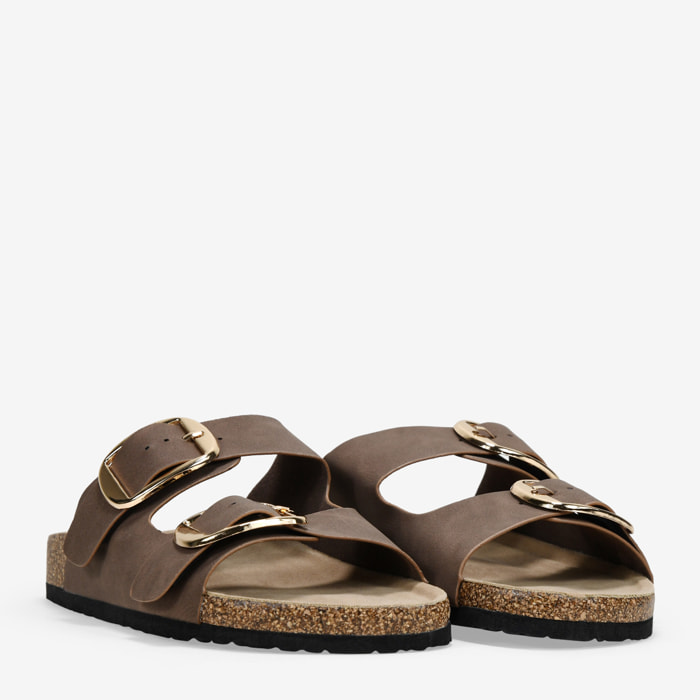 Sandalias planas marrones con dos hebillas