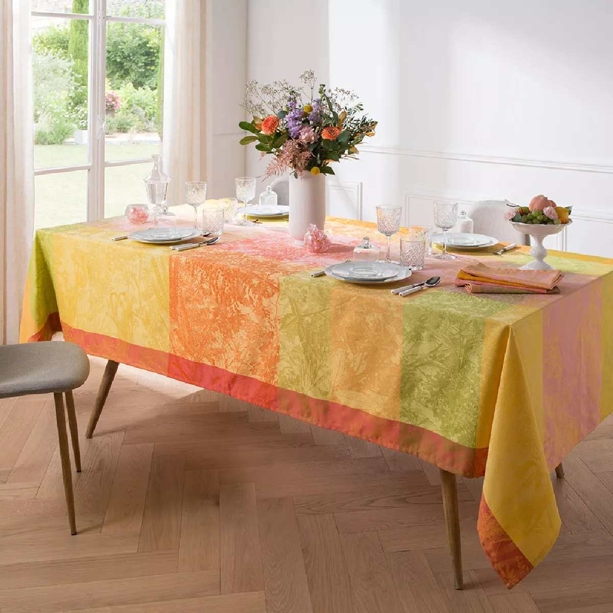 Nappe pur coton enduit motif jacquard multicolore Mille esprit jardin chatoyant