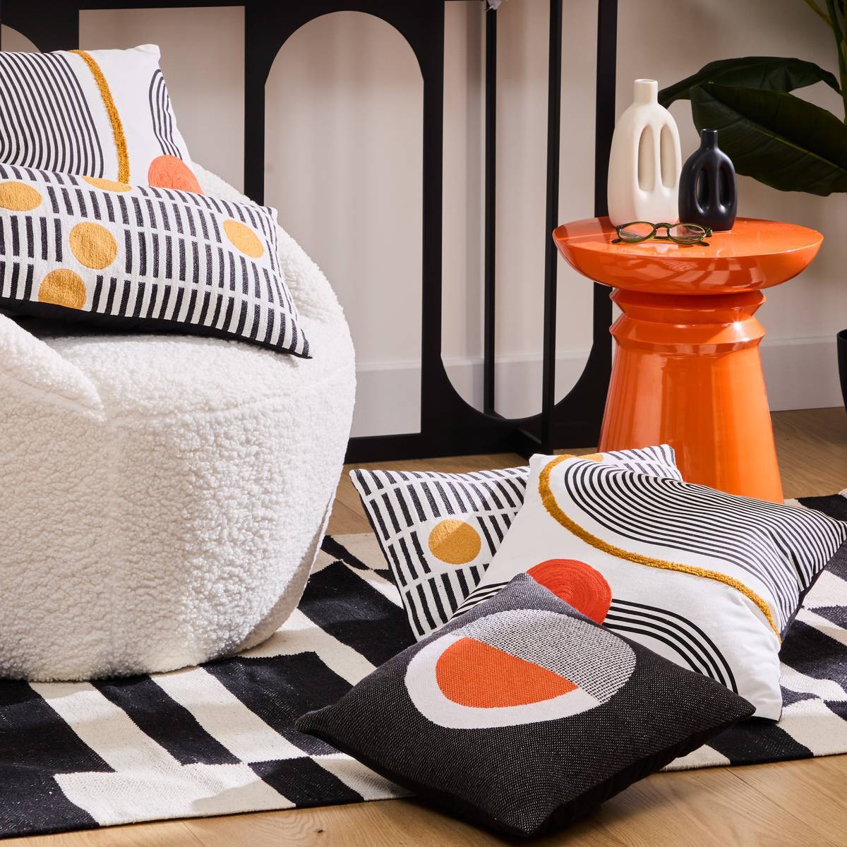 Coussin Kubus noir et blanc 45x45cm