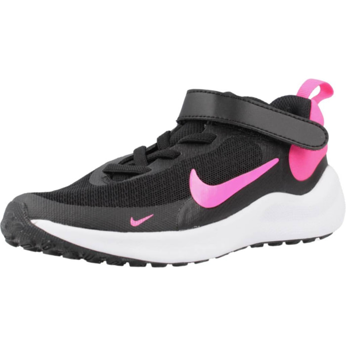 SNEAKERS NIKE REVOLUTION 7