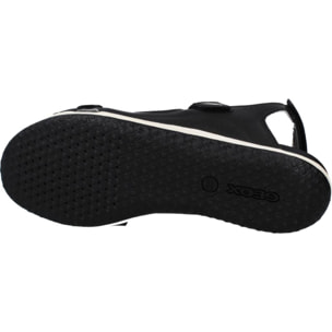 Sandalias Mujer de la marca GEOX  modelo D SANDAL VEGA A NEGRO
