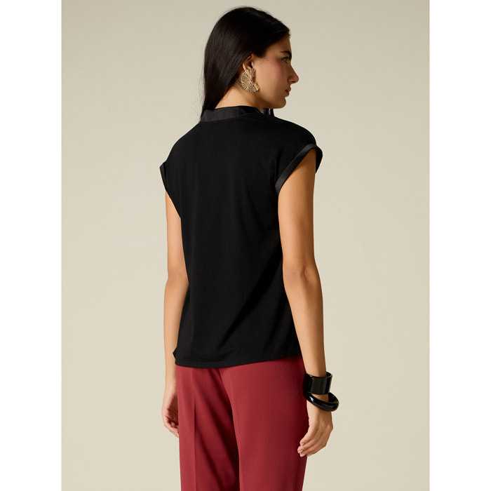 Oltre - T-shirt bimaterica scollo a V - Nero