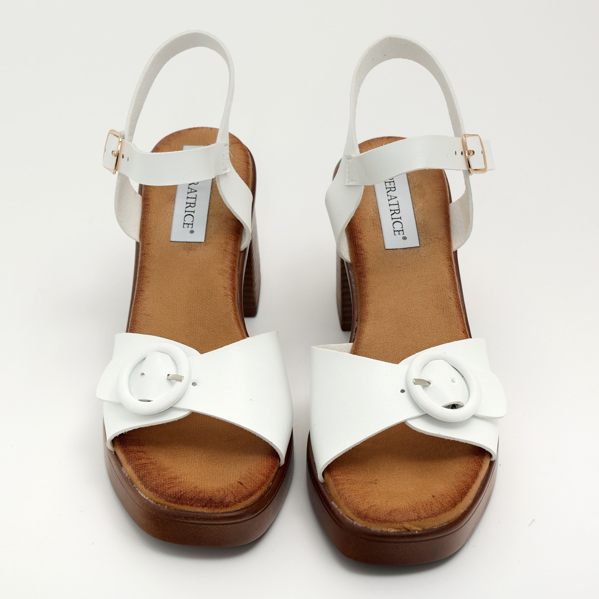 Sandali in simil pelle con tacco comodo quadrato e dettaglio fibbia