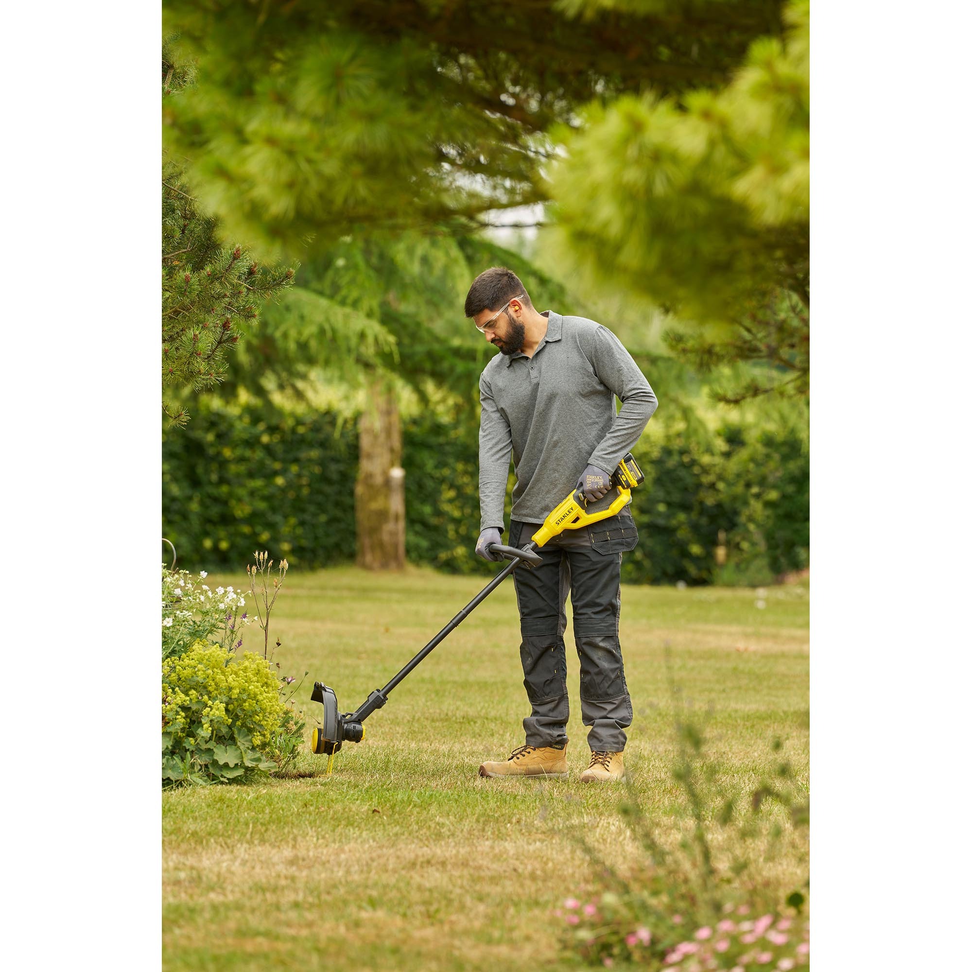 Coupe-bordures 33 cm 18V Stanley FatMax V20 - 1 batterie de 4Ah