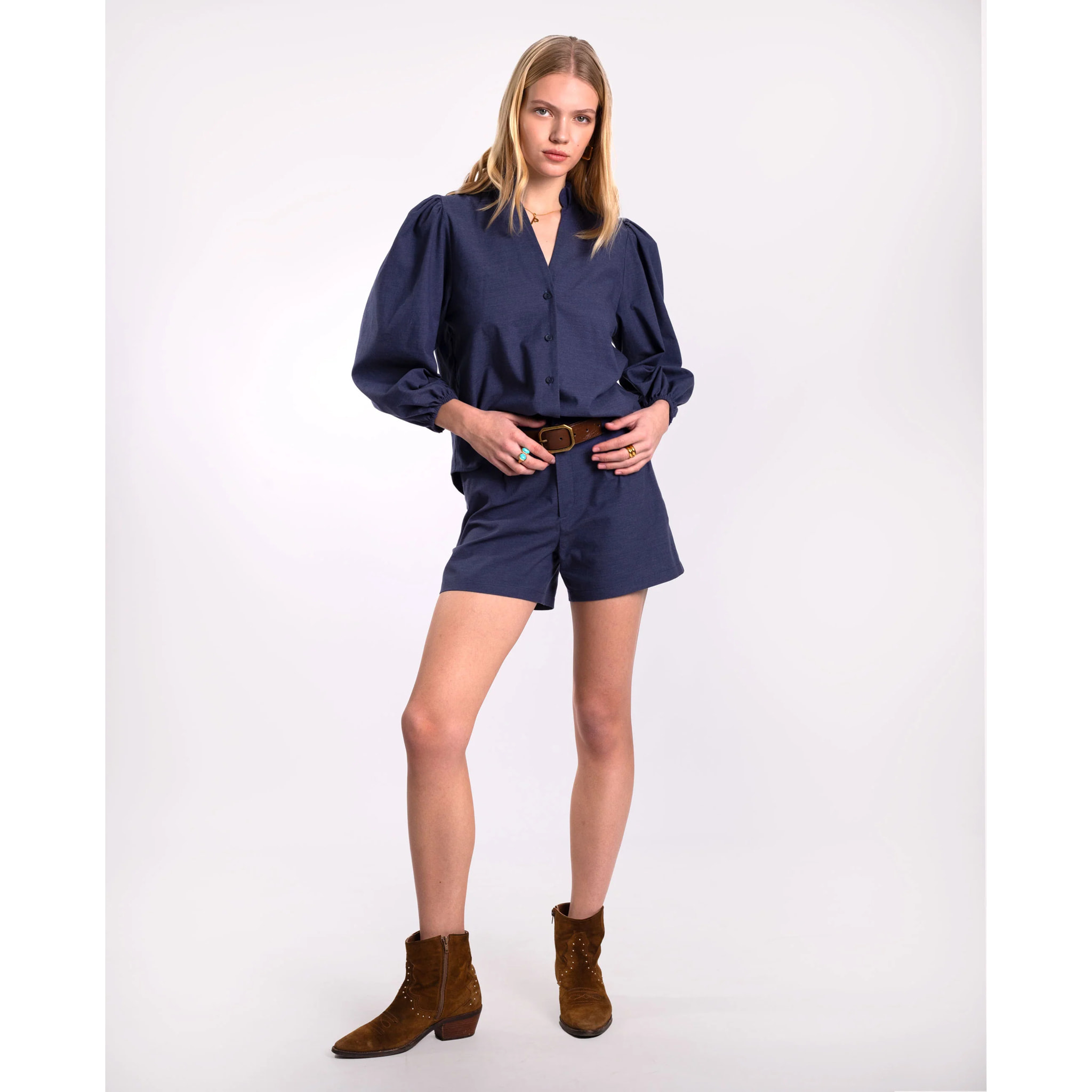 Short de mujer con tiro alto.