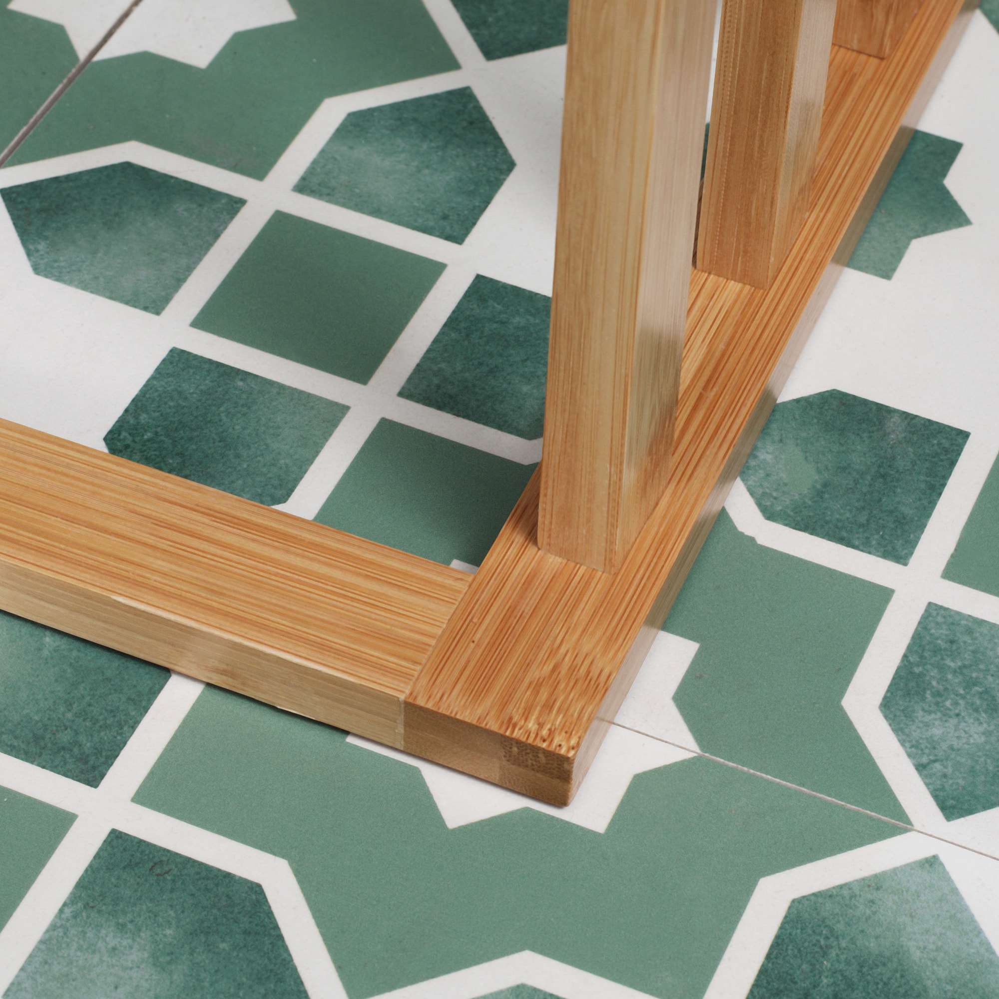 Toallero de Pie de Bambú con 3 Barras para Baño Lavandería 48x25,8x94 cm Natural