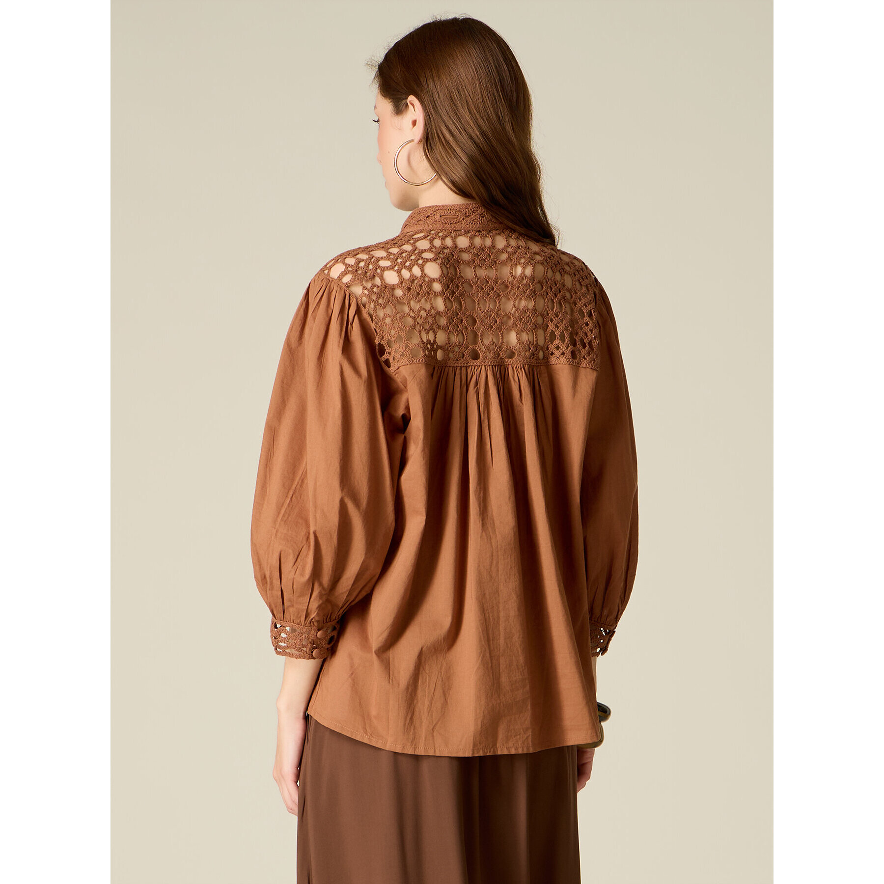 Oltre - Blusa in cotone con inserti in macramé - Marrone