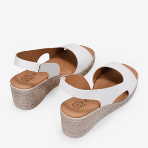 Sandalias de cuña blancas en piel