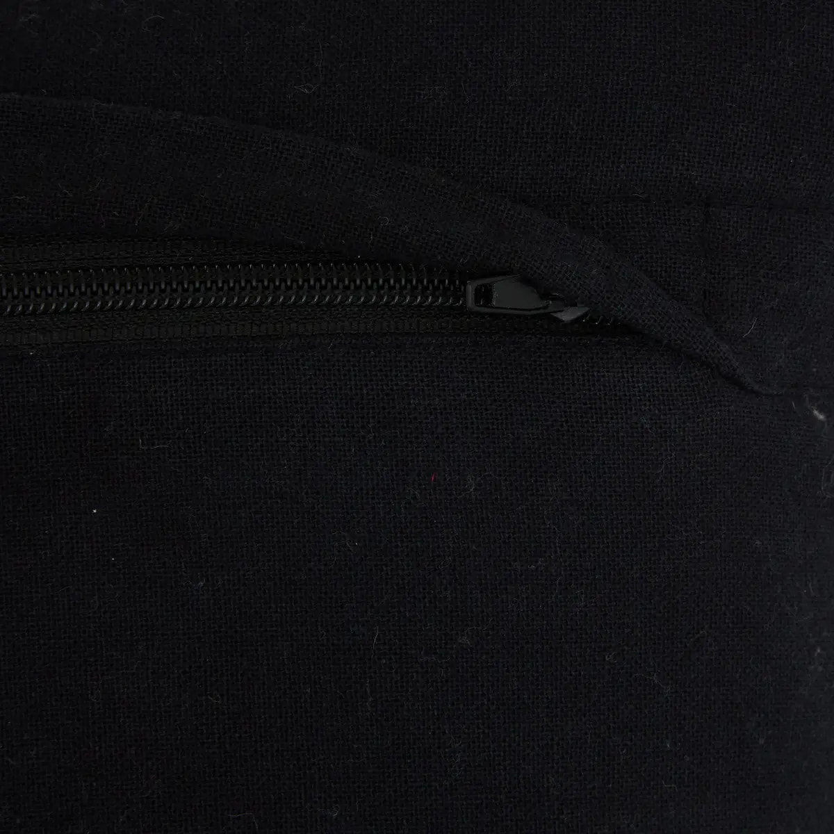 Coussin Mira 30x80cm noir et blanc