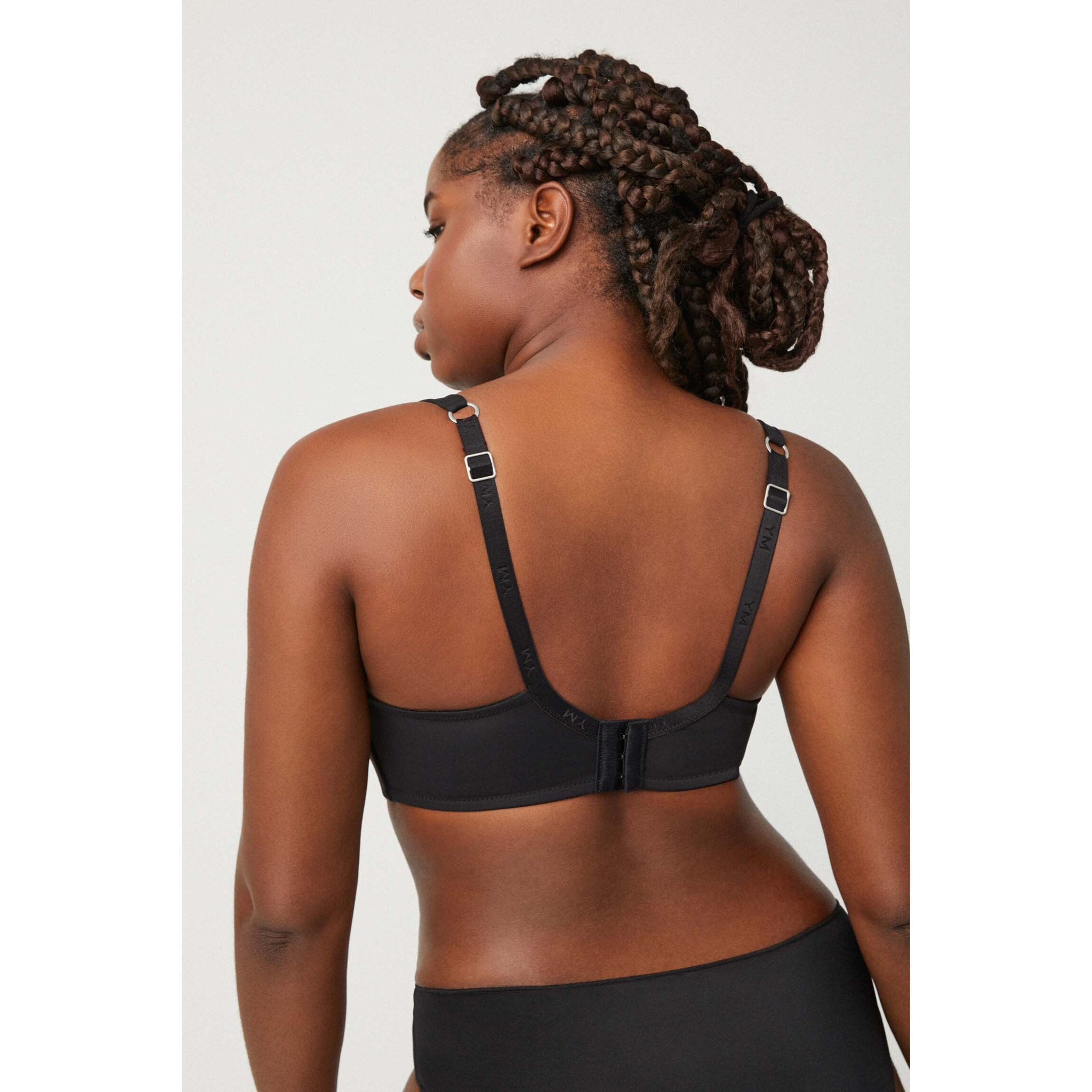 Reggiseno imbottito nero senza ferretto, coppe D ed E