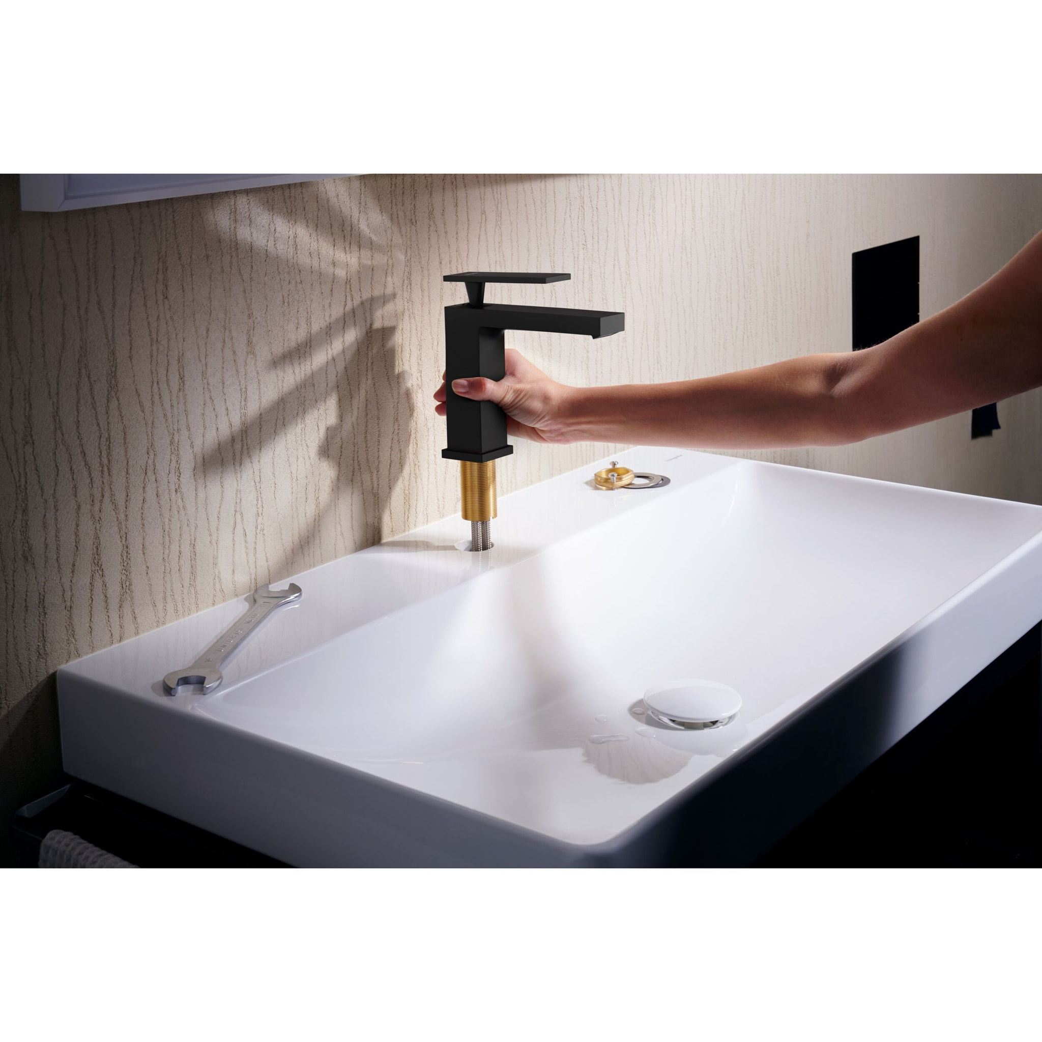 Mitigeur lavabo Tecturis E 110 EcoSmart+ avec tirette et vidage, Noir mat