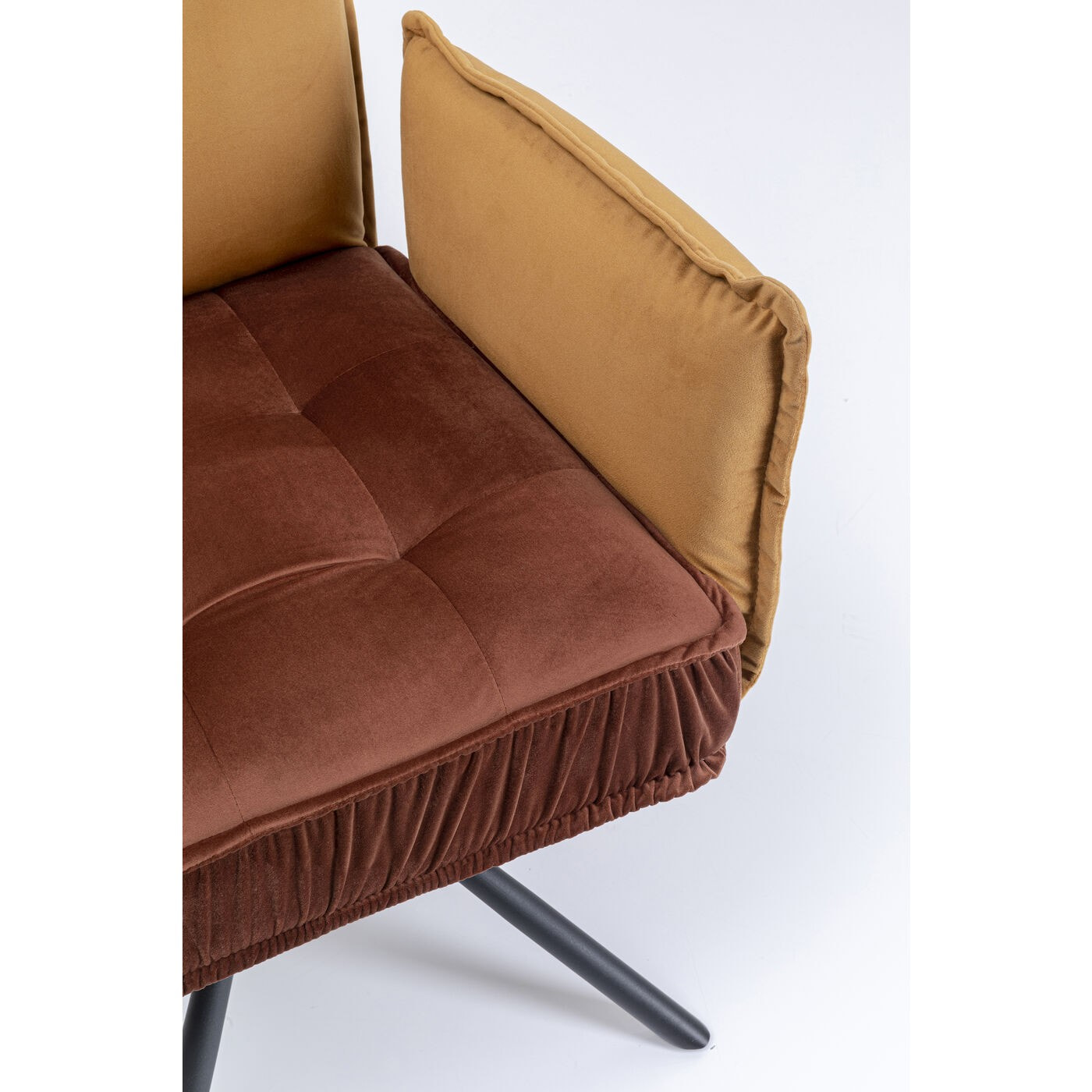 Chaise avec accoudoirs Chelsea marron Kare Design