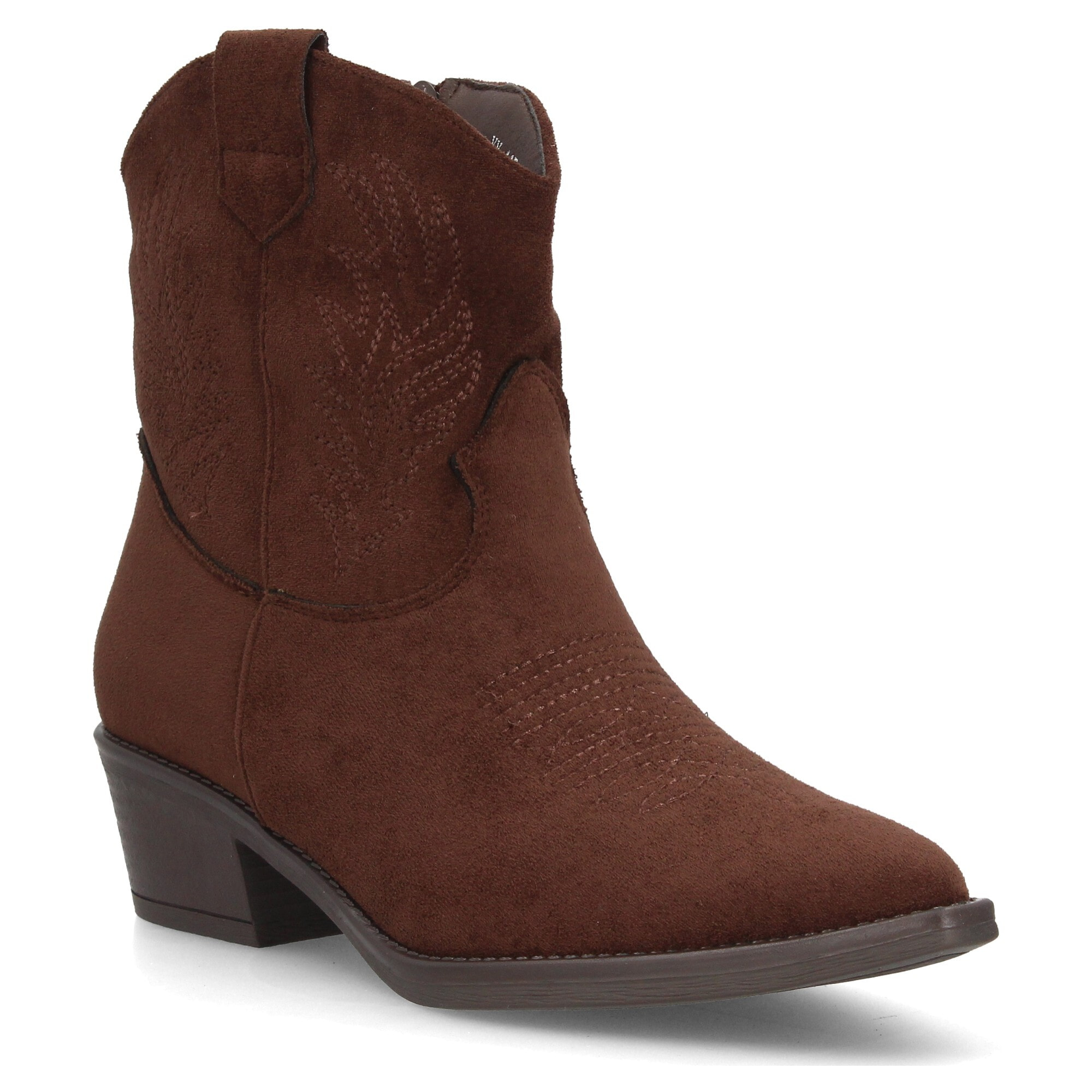 Botin campero casual con bordados.