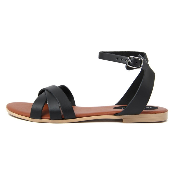 Sandali Flat Made in Italy in pelle colore Nero, Altezza tacco 1,2 cm