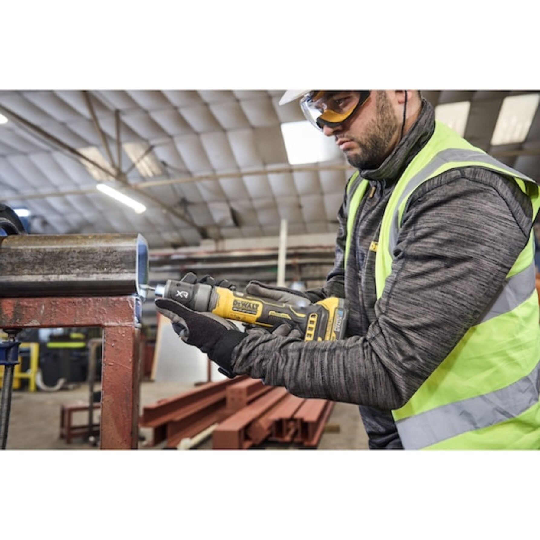 Meuleuse compacte droite XR 18V Brushless - Sans batterie ni chargeur - DEWALT - DCG420N-XJ