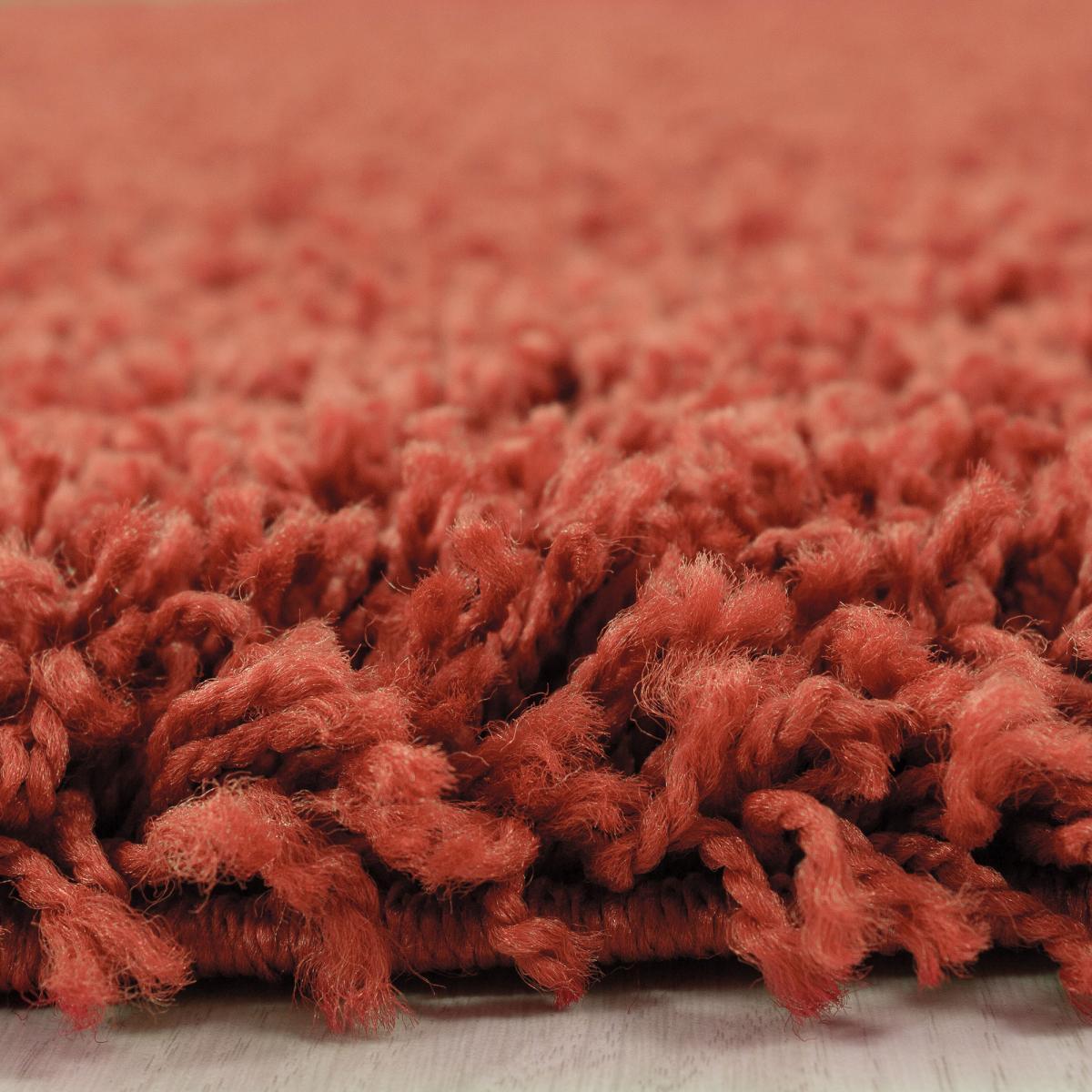 Tapis poils longs shaggy tissé motif uni ZASIVE