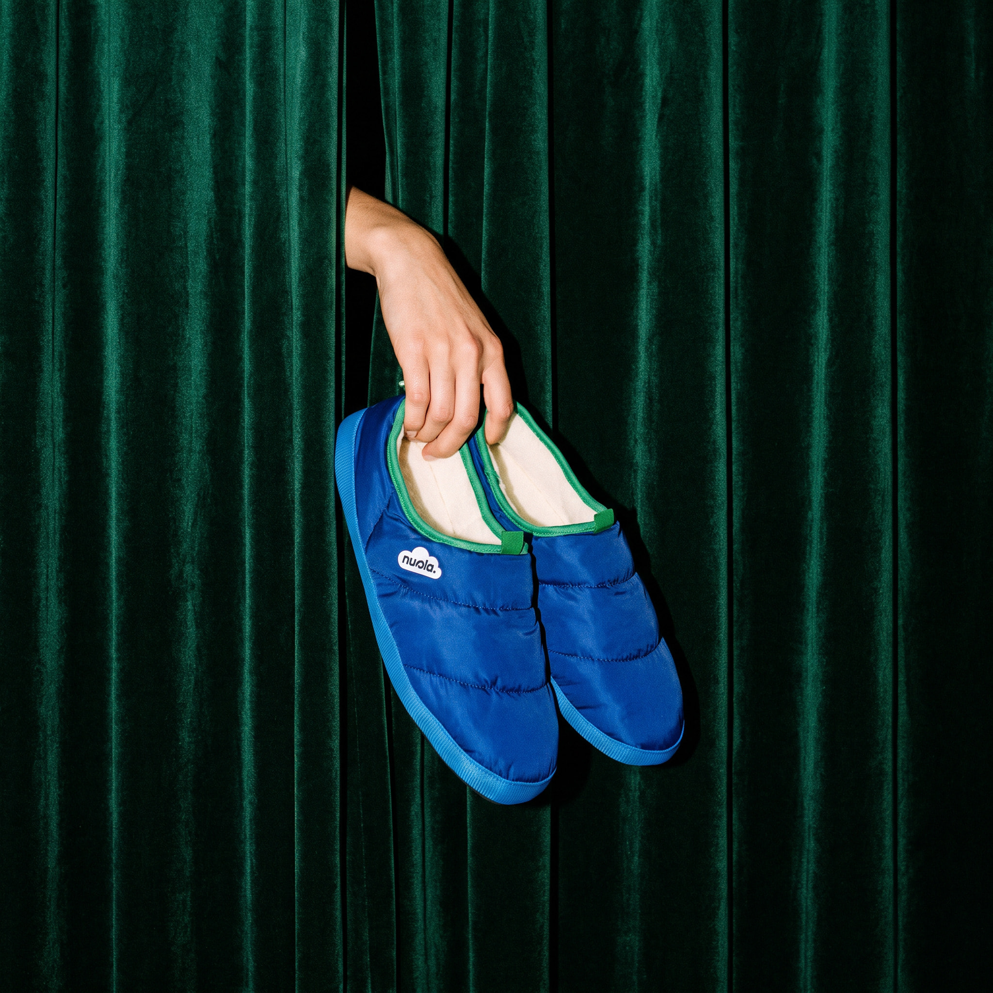Zapatilla de estar por casa ,Classic Party.
