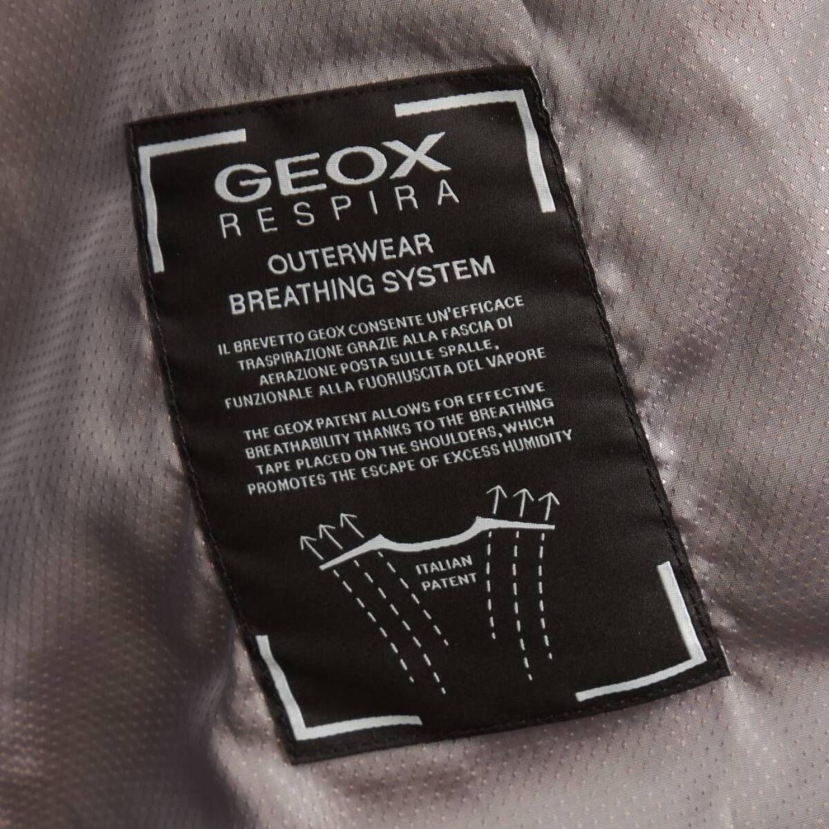 Chaqueta Mujer de la marca GEOX  modelo W9220V T2415 BEIS