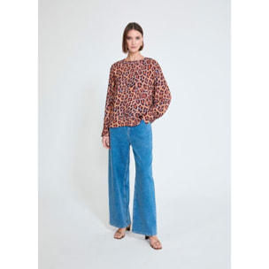 Blusa con stampa animalier e polsini aderenti