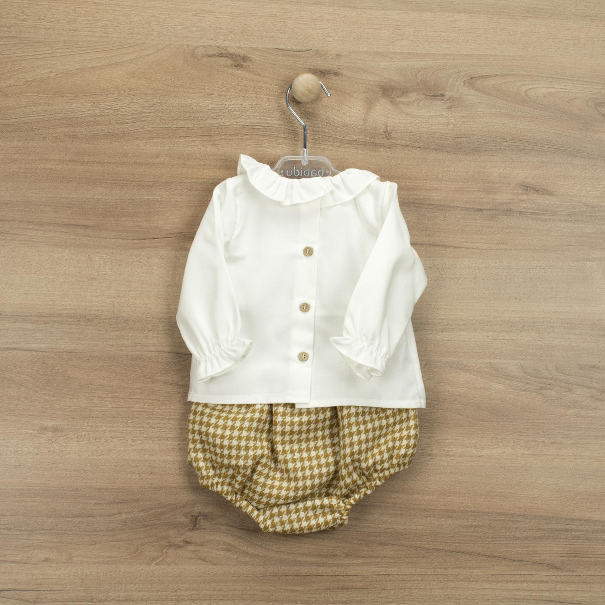 Conjunto Ranita Capsula Pata De Gallo Mostaza