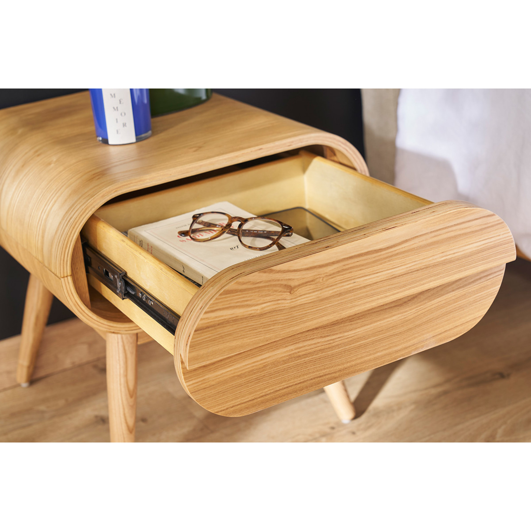 Tables de chevet avec tiroir vintage bois clair (lot de 2) BJORG