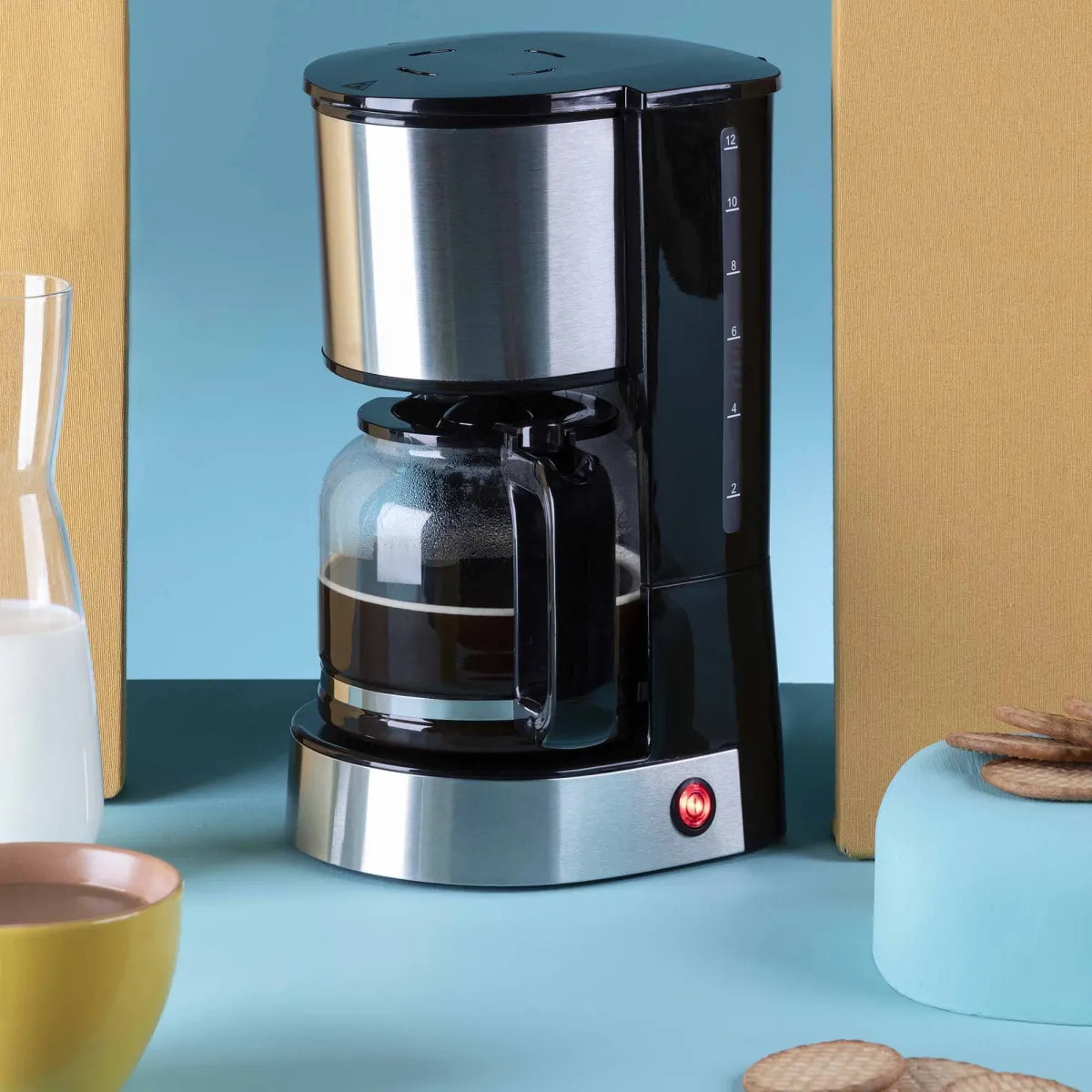 Cafetera de goteo JATA JECA1512 de 6 a 18 tazas. Filtro permanente. Capacidad de 1,5 L