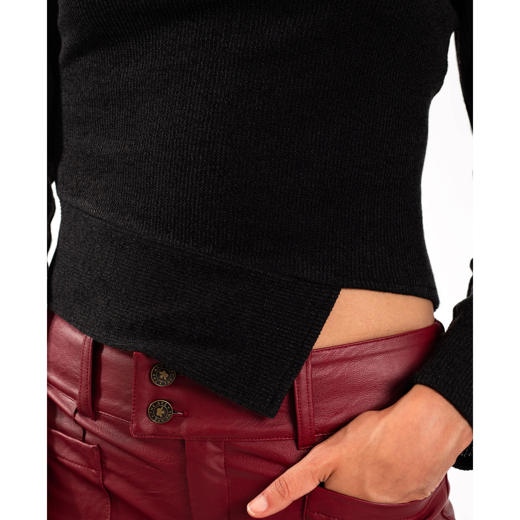 Top de mujer manga larga y cuello alto