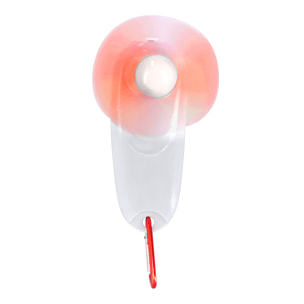Ventilatore portatile con torcia LED integrata e moschettone per il trasporto.
