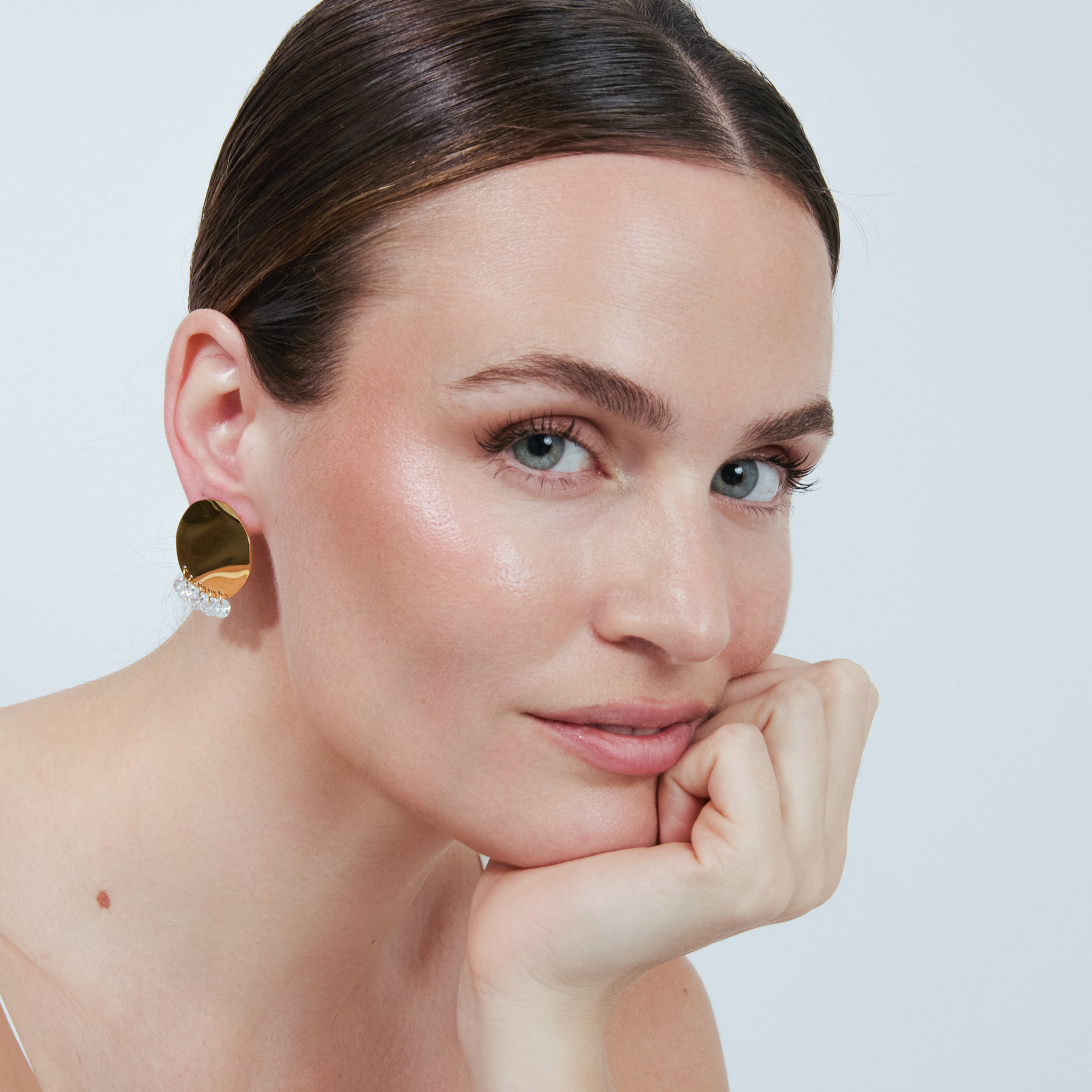 Pendientes Oma acabado oro amarillo 18k