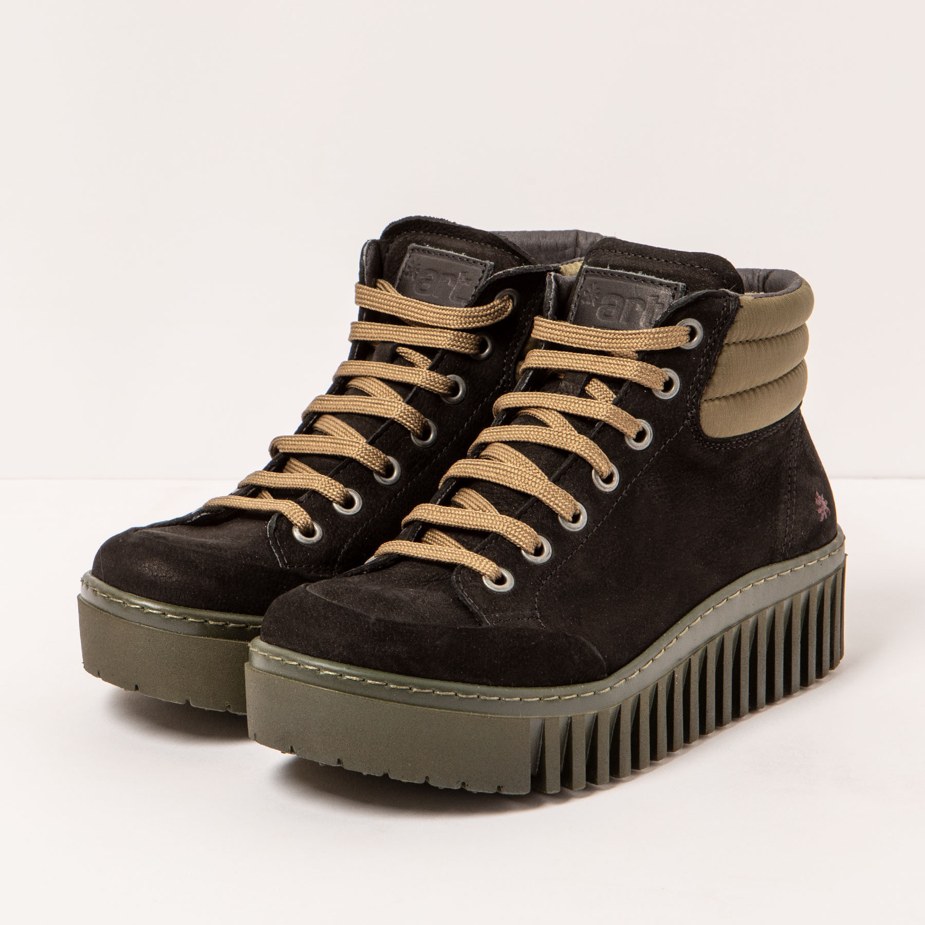 Botines 1532 NOBUCK BLACK-KAKI/BRIGHTON color Black-kaki