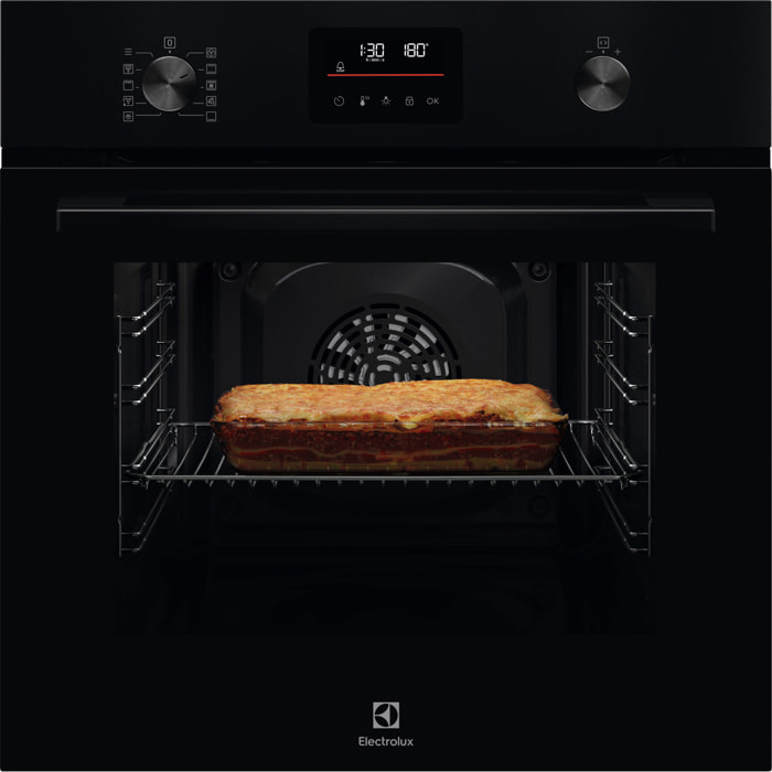 Electrolux Forno Multifunzione SurroundCook® Serie 300 con pulizia pirolitica Y4POF06BK