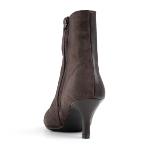 Tronchetto a punta con cucitura frontale - MARRONE