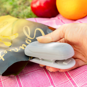 Sigillatrice per Sacchetti con Cutter e Gancio Baseyl InnovaGoods