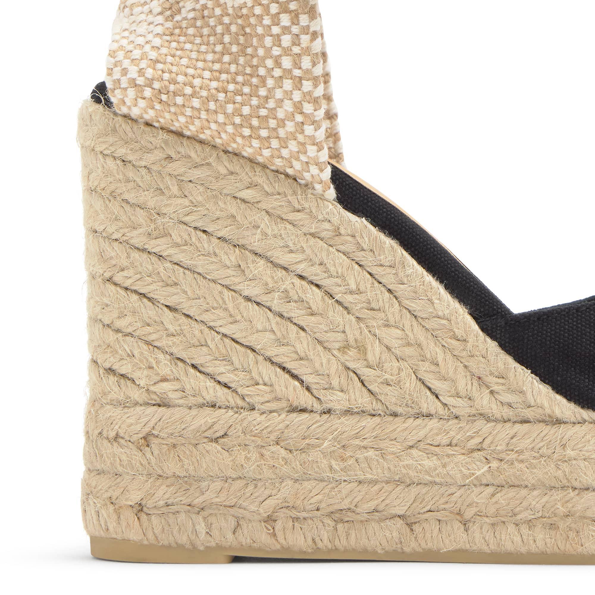 Alpargata de cuña 8 cm en lona de algodón con talonera trenzada y pulsera al tobillo