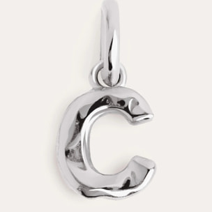 Charm Letter Organic in Argento