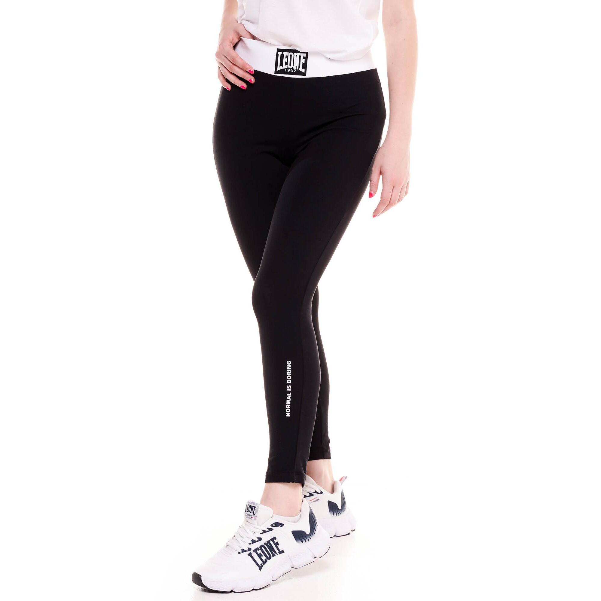 Leggings de mujer en blanco y negro.