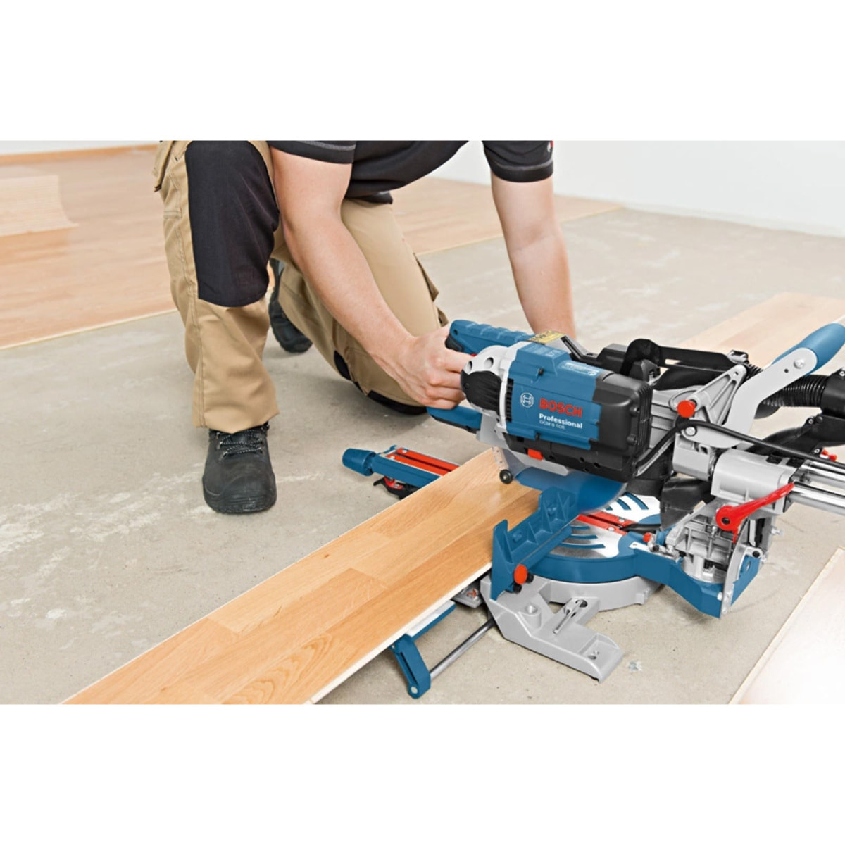 Scie radiale à onglet GCM 8 SDE 1600W Ø216mm - BOSCH - 0601B19200