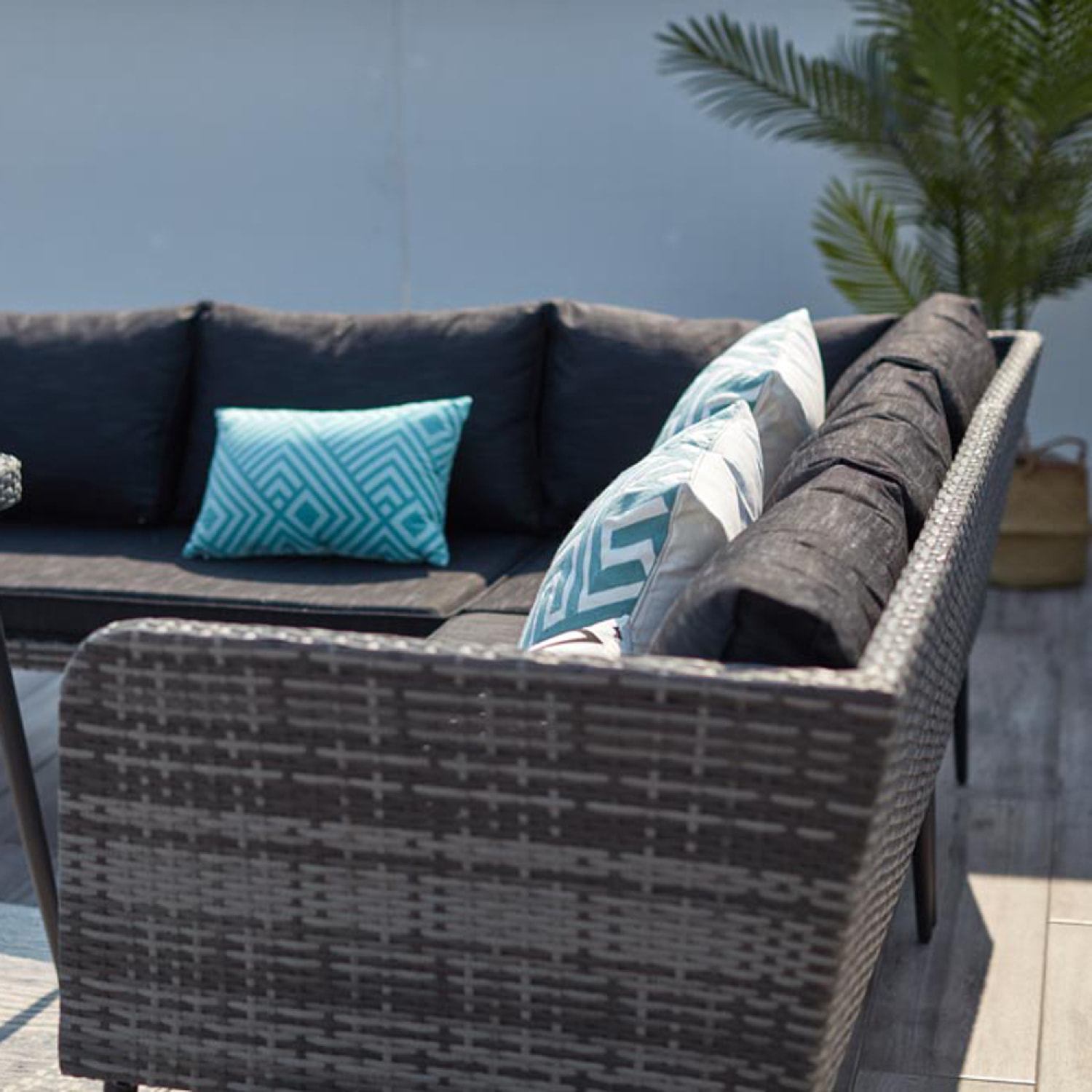 GULO - salon de jardin 9 places résine tressée anthracite