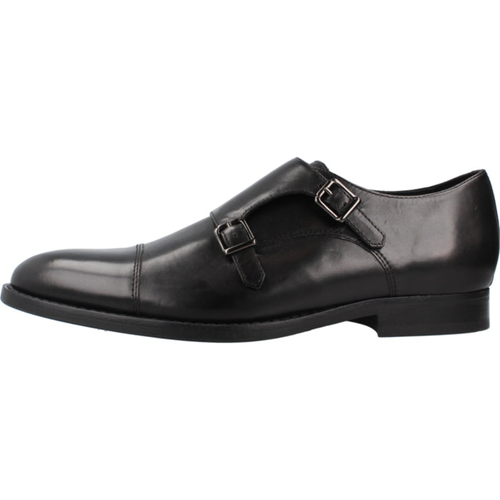Zapatos de Vestir Hombre de la marca GEOX  modelo U16E3A 00043 NEGRO
