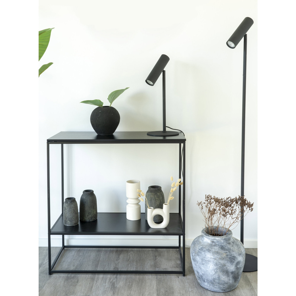 Piantana Paris in acciaio nero con testa orientabile