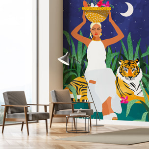 Papier peint femme et tigre scène tropicale artistique nocturne Intissé
