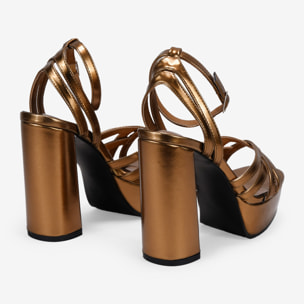 Sandalias de tacón marrones con plataforma