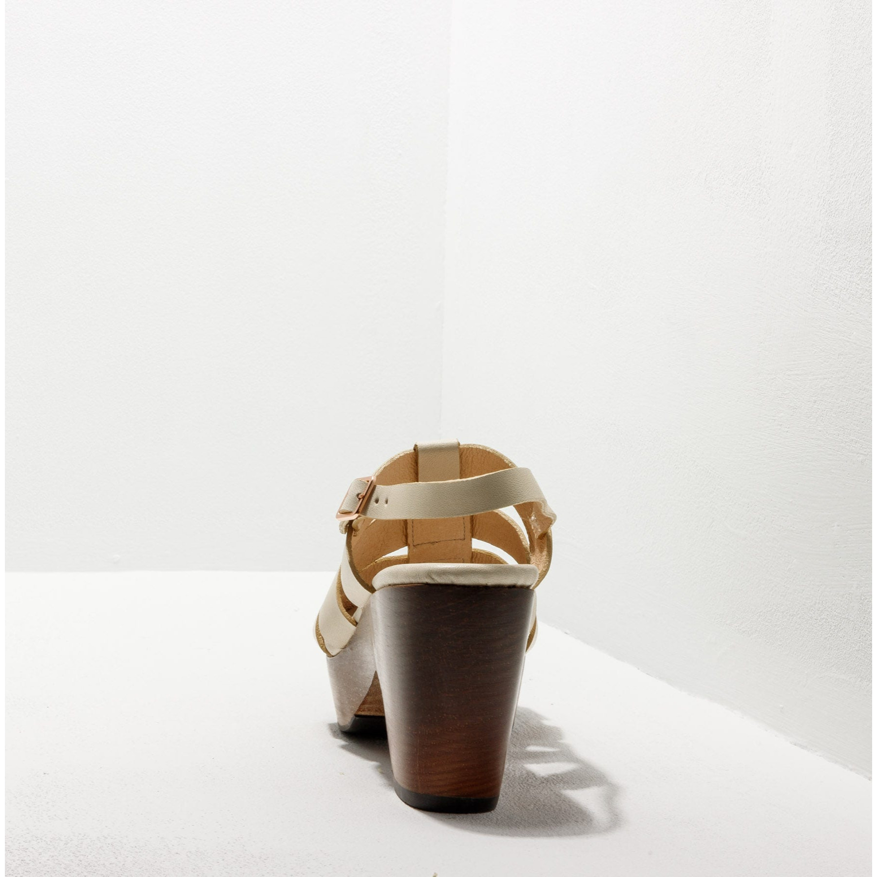 Sandalias con tacón S3271 RESTORED SKIN CREAM/ ST.LAURENT SANDAL color Cream