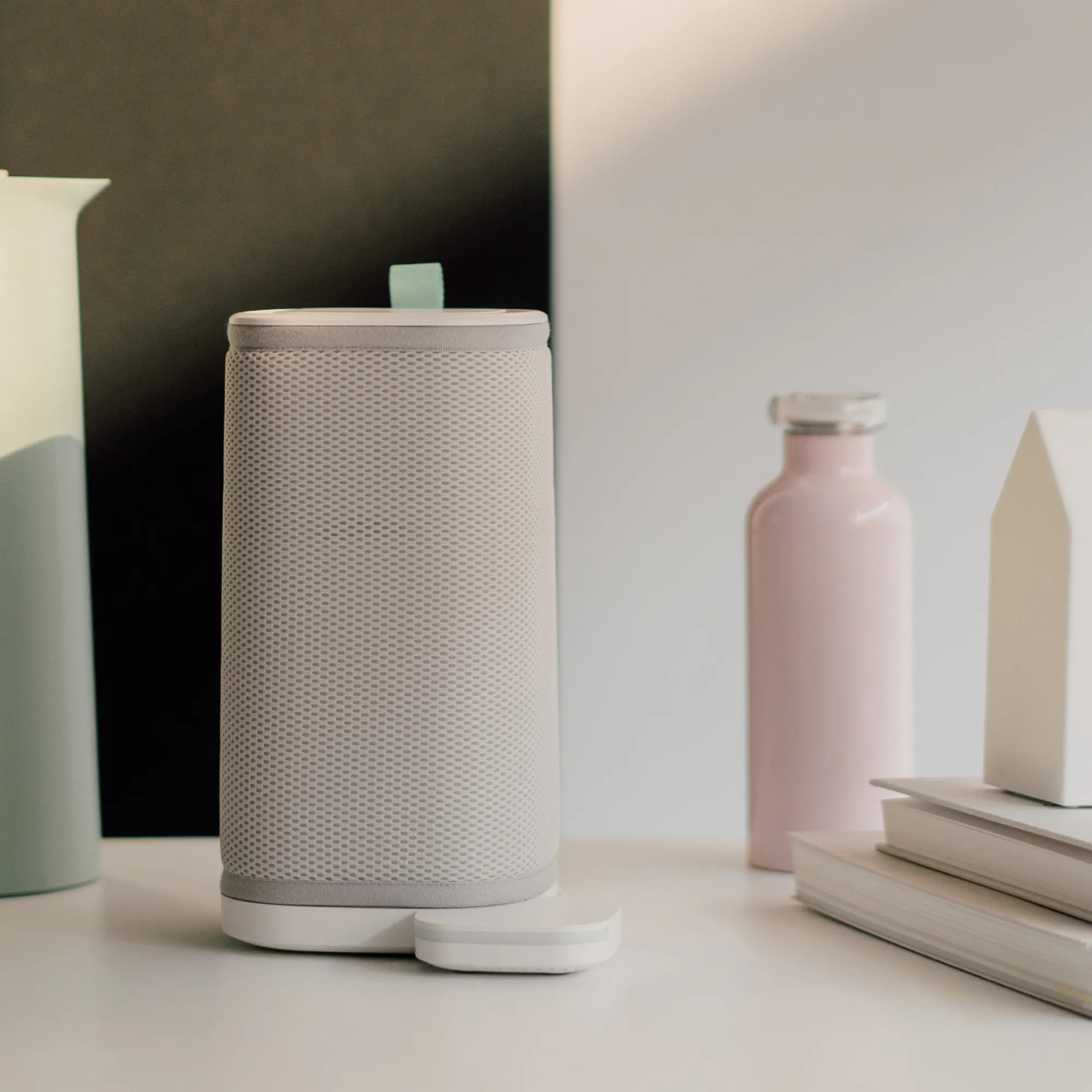 Eteria, purificatore d'aria compatto e personale senza filtri da cambiare