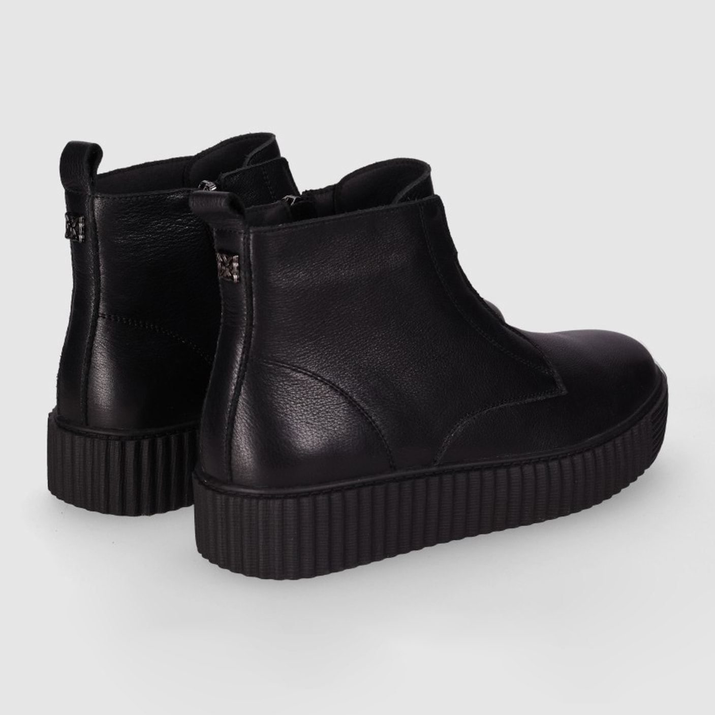 Botines de Piel - Negro - Tacón: Bajo