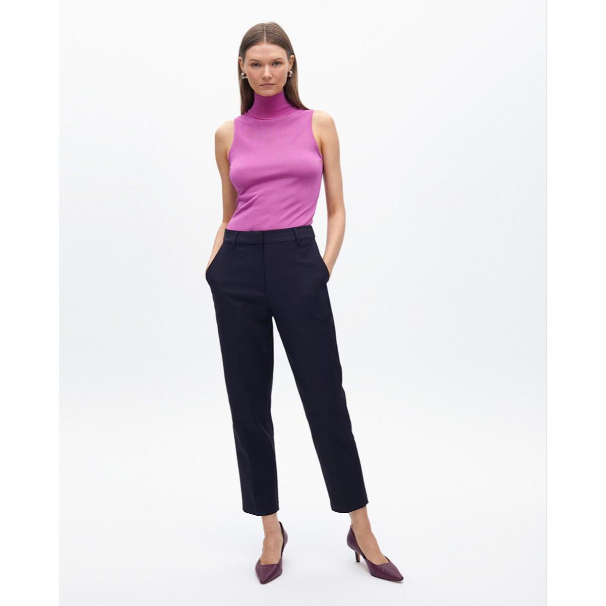 Pantaloni chino con elastico logato e strass